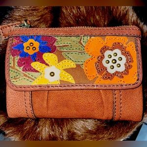 Fossil Emory Multifunctional Floral Wallet NWT